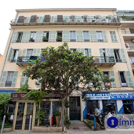 Studio Air-conditioned Liberation District